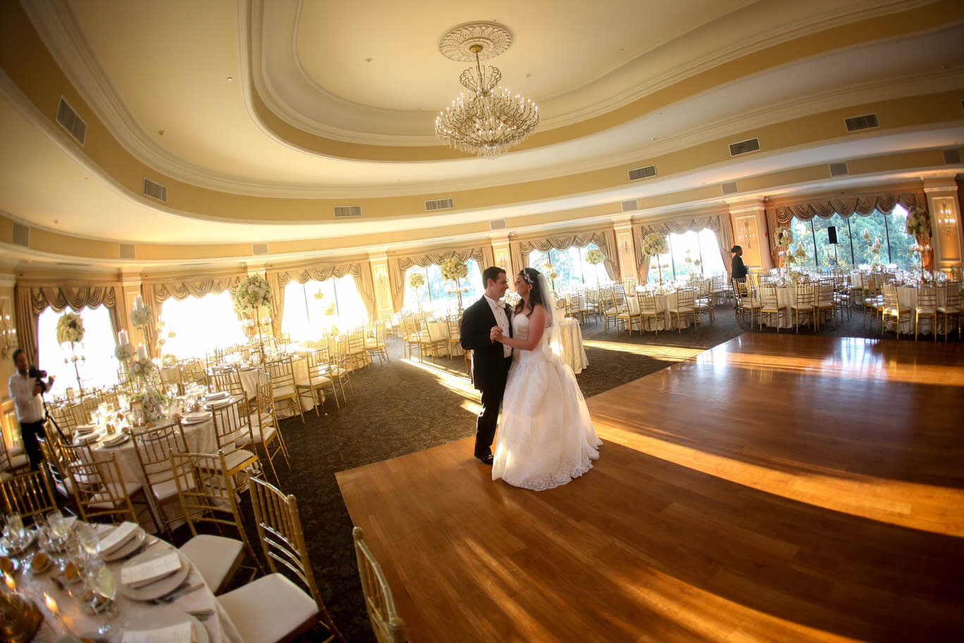 oheka ballroom with bride and groom